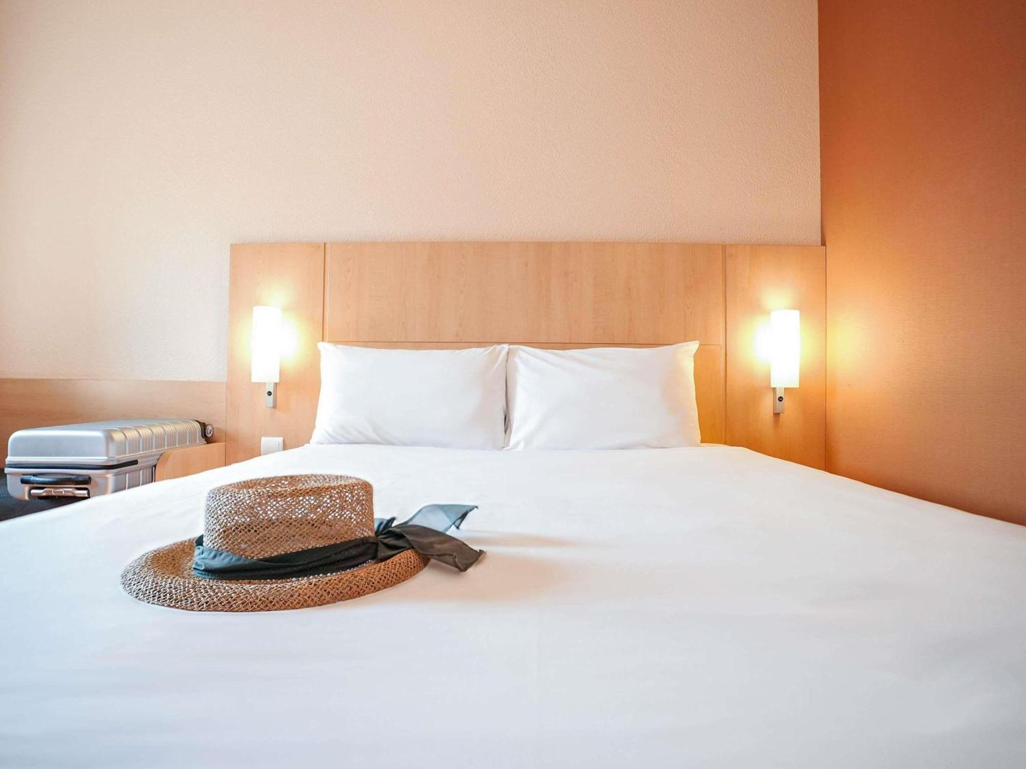 Ibis Porto Centro Sao Bento — Photos 1